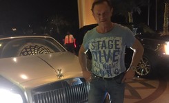 Ekskluzywny wyjazd Cezarego Pazury do Dubaju: Na lotnisku Rolls Royce na mnie czekał