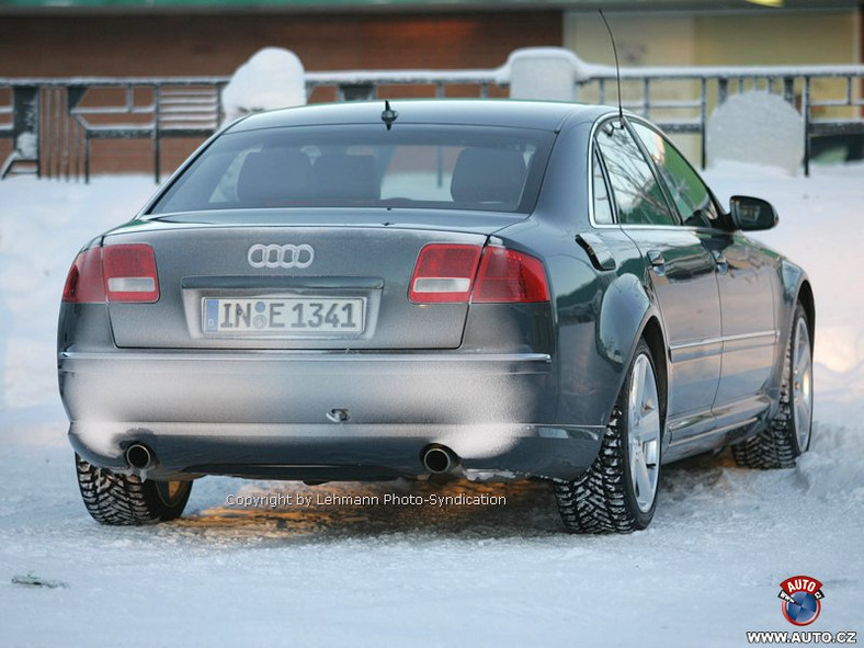 Zdjęcia szpiegowskie: nowa generacja Audi A8 podczas testów polarnych