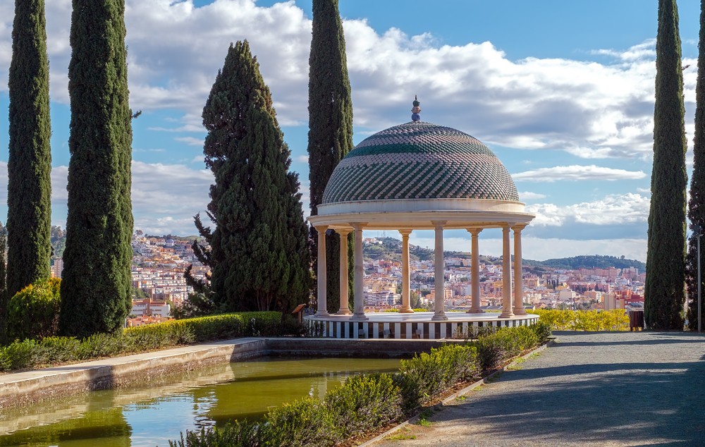 Z botanickej záhrady La Concepcion, ktorá patrí medzi najkrajšie v Európe, máte dokonalý výhľad na mesto.