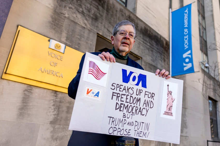 Protest zbog gašenja "Glasa Amerike"