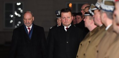 Poruszające pożegnanie Macierewicza z najbliższymi współpracownikami. Mówił o Smoleńsku