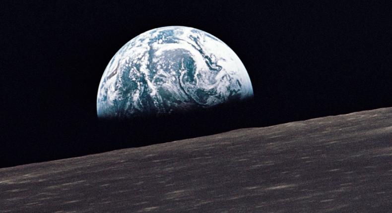 earth rise moon apollo 10 nasa