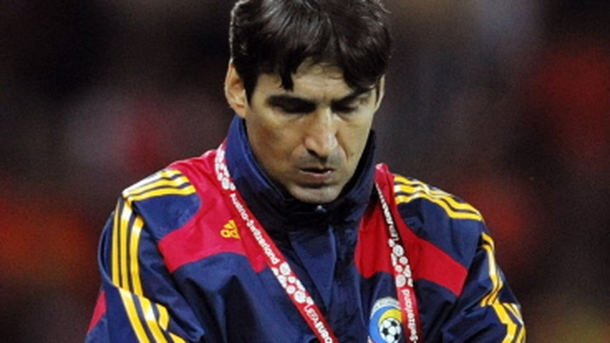 Victor Piturca nie jest już selekcjonerem reprezentacji Rumunii. Na decyzje władz piłkarskiej federacji wpływ miały katastrofalne wyniki Rumunów w eliminacjach mistrzostw świata.