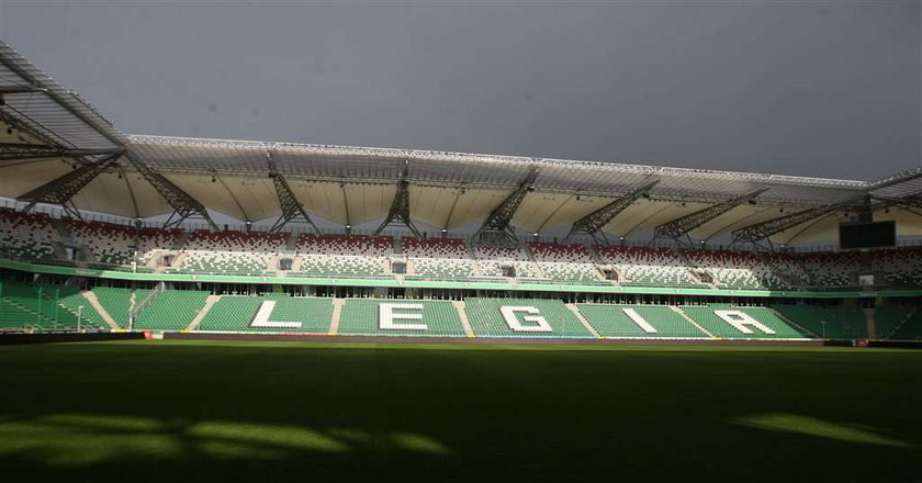 Lech i Legia stracą 3 mln złotych