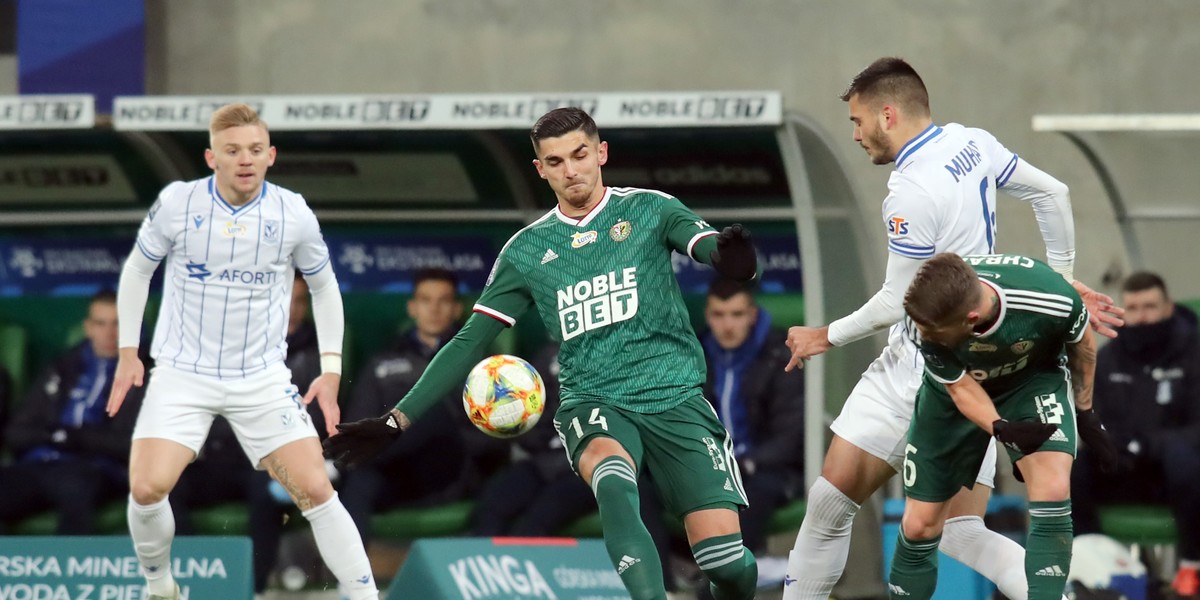 Pilka nozna. PKO Ekstraklasa. Piast Gliwice - Slask Wroclaw. 30.11.2019