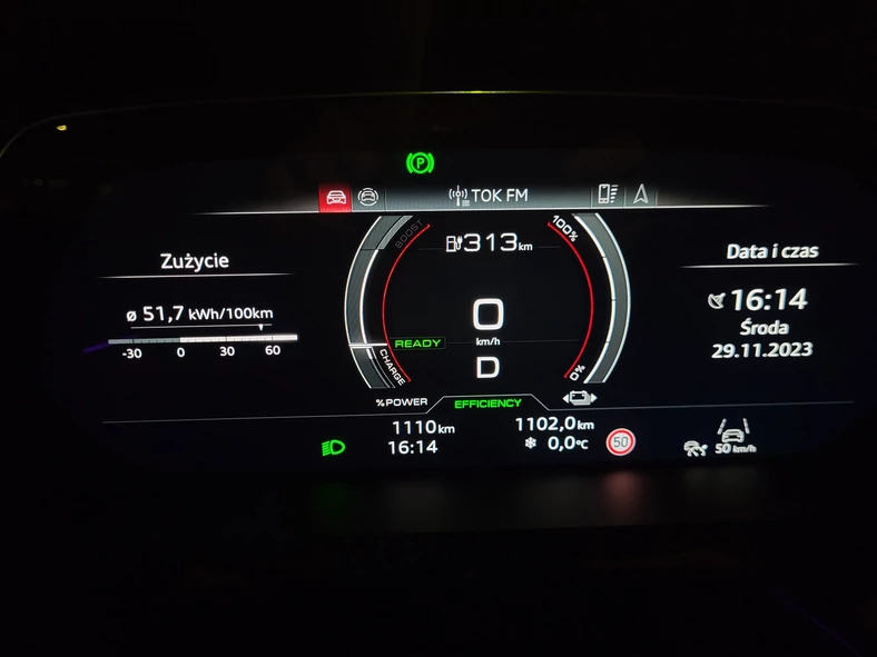 Audi SQ8 e-tron: przy niesprzyjających warunkach to bardzo prądożerne auto. Uzyskanie zimą średniego zużycia energii rzędu nawet 30 kWh/100 km nie jest wcale łatwe.