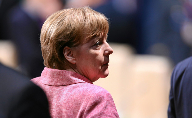 Merkel wyjaśniła, że rozpoczęcie negocjacji koalicyjnych stało się możliwe dzięki kompromisowi wypracowanemu w niedzielę wieczorem przez przywódców CDU i CSU w sprawie polityki migracyjnej
