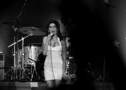 Gwiazdy żegnają Amy Winehouse