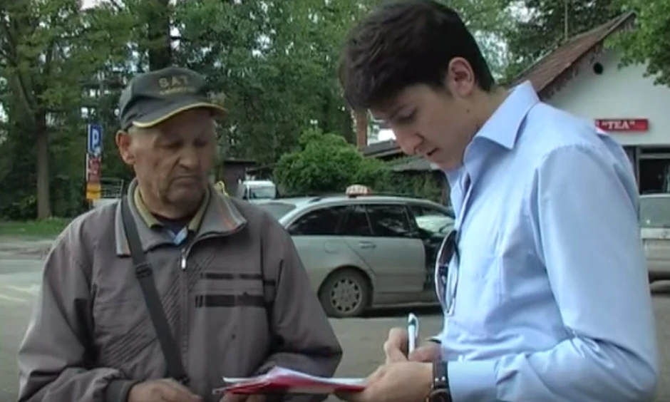 Konstantin Savić (desno)