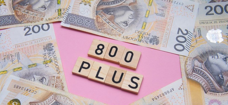 ZUS wprowadza zmiany w wypłatach 800 plus. W czerwcu nie wszyscy rodzice dostaną przelew