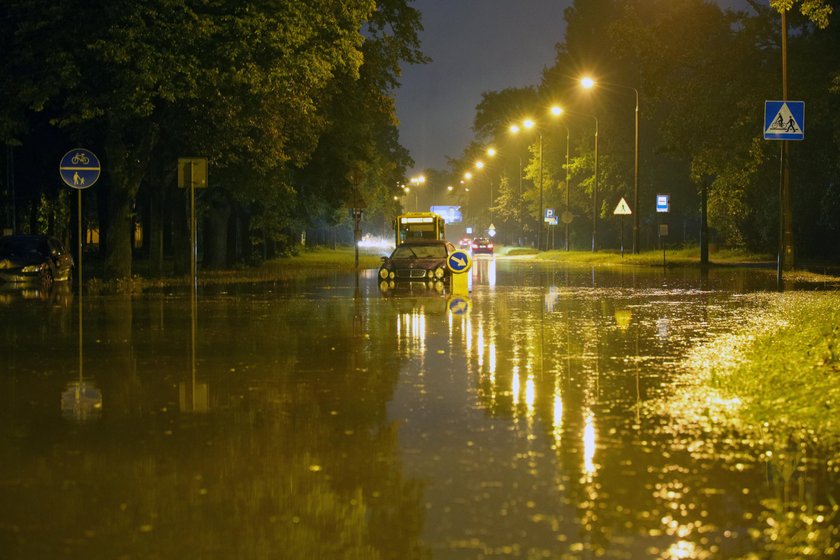 Burza przeszła przez Łódź i województwo. Tak wyglądała sytuacja pogodowa