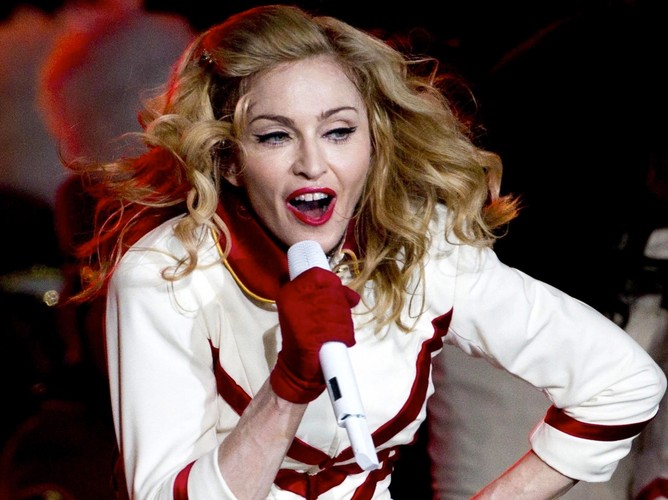 Madonna podczas koncertu w Rzymie