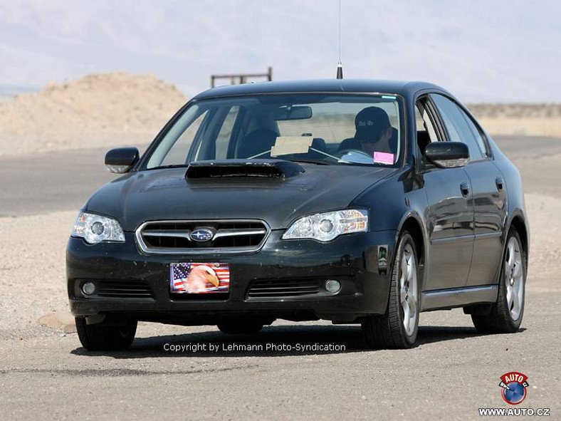 Zdjęcia szpiegowskie: Subaru Turbo w Dolinie Śmierci