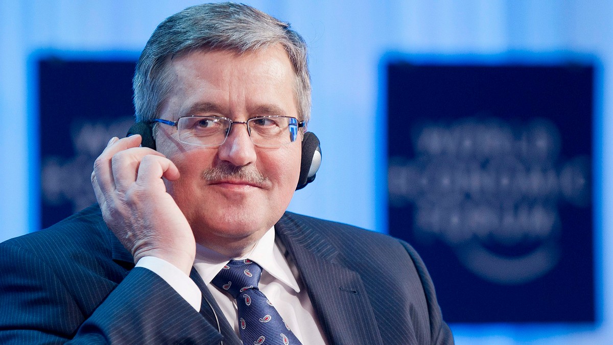 Prezydent Bronisław Komorowski udaje się w piątek do Monachium, gdzie w sobotę weźmie udział w 48. Monachijskiej Konferencji o Bezpieczeństwie - poinformowała Kancelaria Prezydenta. W konferencji uczestniczyć będzie również szef MSZ Radosław Sikorski.