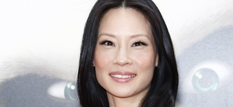 46-letnia Lucy Liu pochwaliła się nowonarodzonym synkiem [ZDJĘCIE]