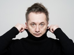 Mariusz z "Ucha prezesa": Krew mnie zalewa gdy widzę, co robią w TVN czy TVP. Czysta propaganda