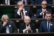 Jarosław Kaczyński i politycy PiS w Sejmie