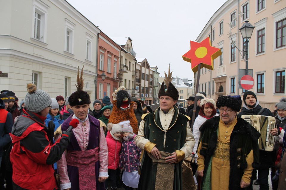 Trzej Królowie przeszli ulicami Kielc