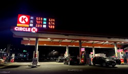 Sprawdziłem ceny na stacjach rano 4 marca. Przetarłem oczy, benzyna 95 już po tyle [RELACJA]