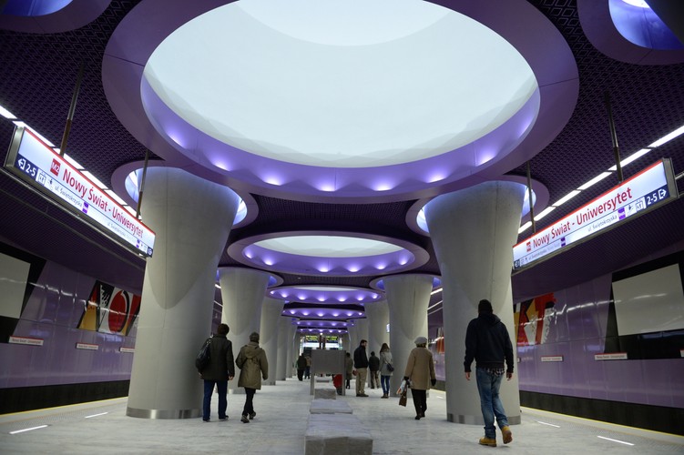 Stacje drugiej linii metra w Warszawie