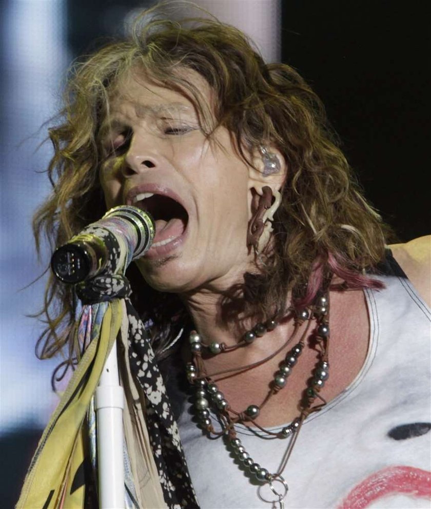 Steven Tyler bez zębów. Foto