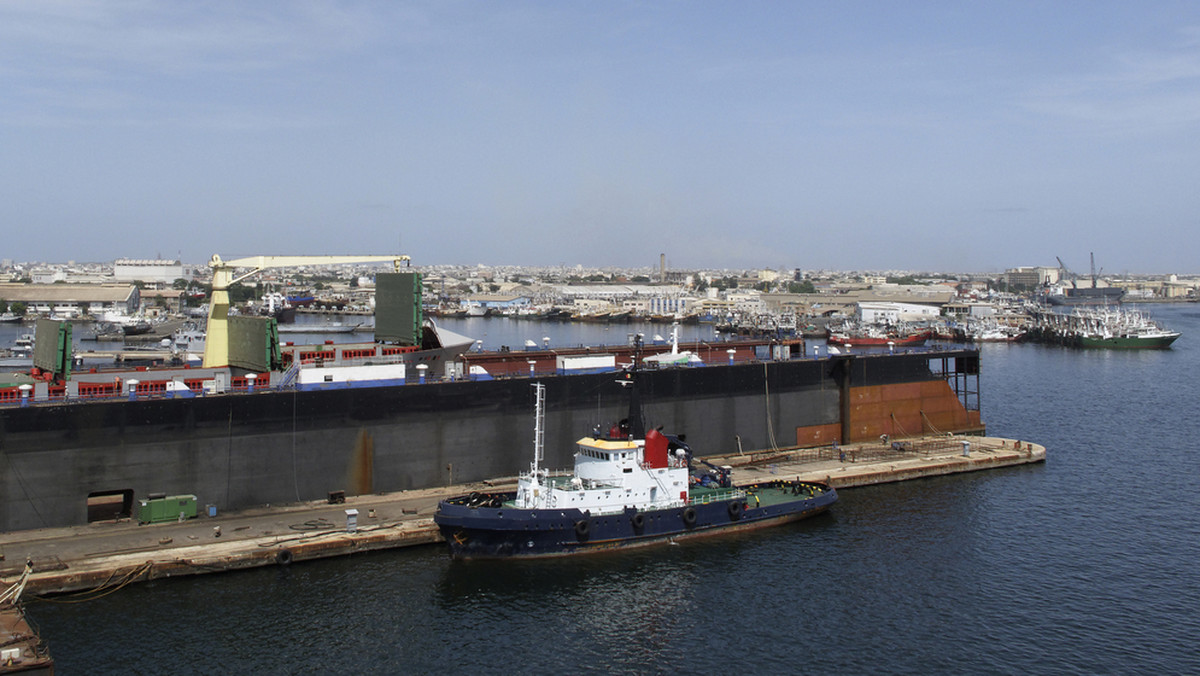 Jutro do terminala LNG w Świnoujściu ma wpłynąć pierwszy statek z komercyjnym ładunkiem gazu skroplonego. Statek "Al-Nuaman" dostarczy w ramach długoterminowej umowy z Qatargas 206 tys. metrów sześciennych LNG - poinformowało PGNiG.