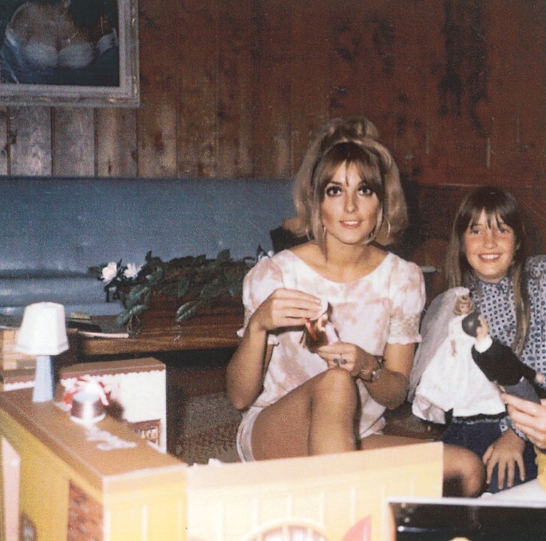 Sharon i Patti Tate