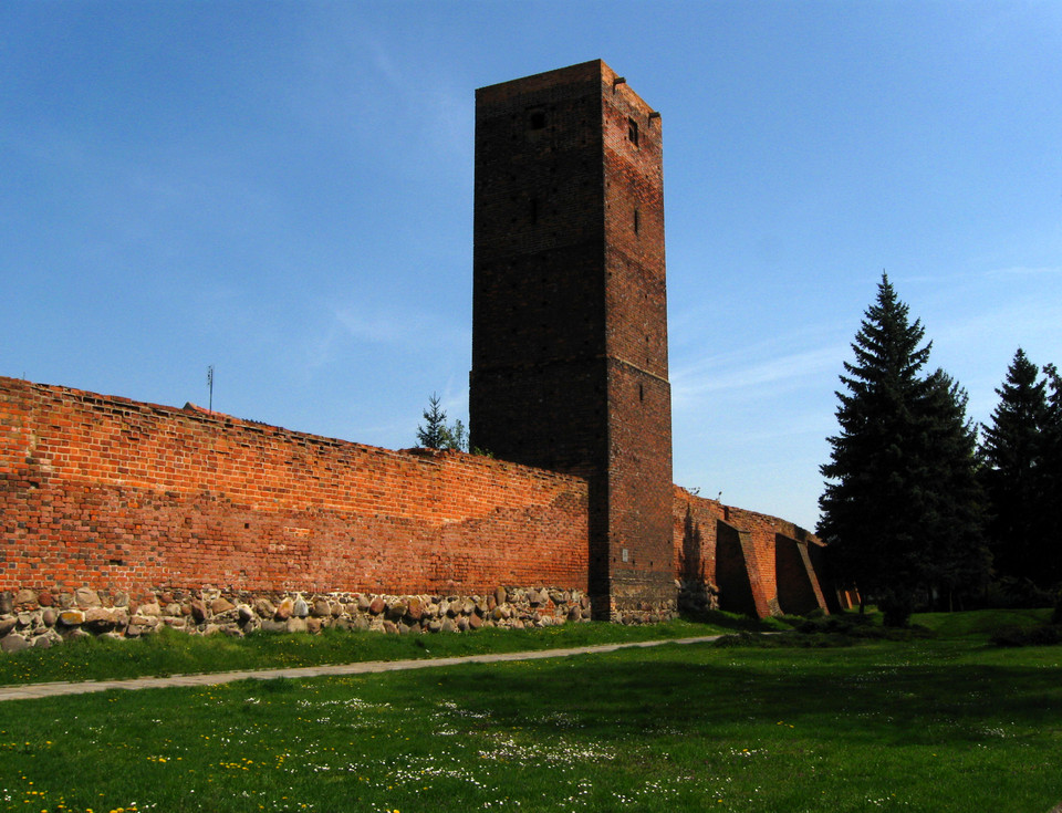 Byczyna - baszta południowa tzw. Piaskowa