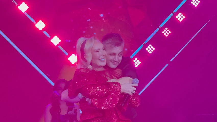 Lepa Brena i Bojan Leksington na koncertu u Beogradu