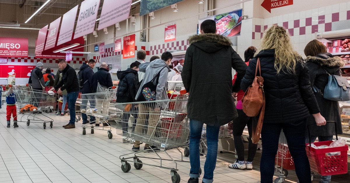 Zaskakujące zmiany w sklepach. Czekoladowy i sałatkowy szok