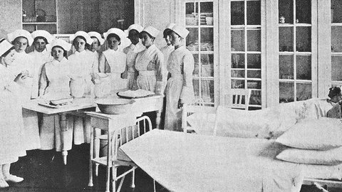 "Numerek na życie" dostało tylko sześć pielęgniarek z getta. Usłyszały jedno pytanie