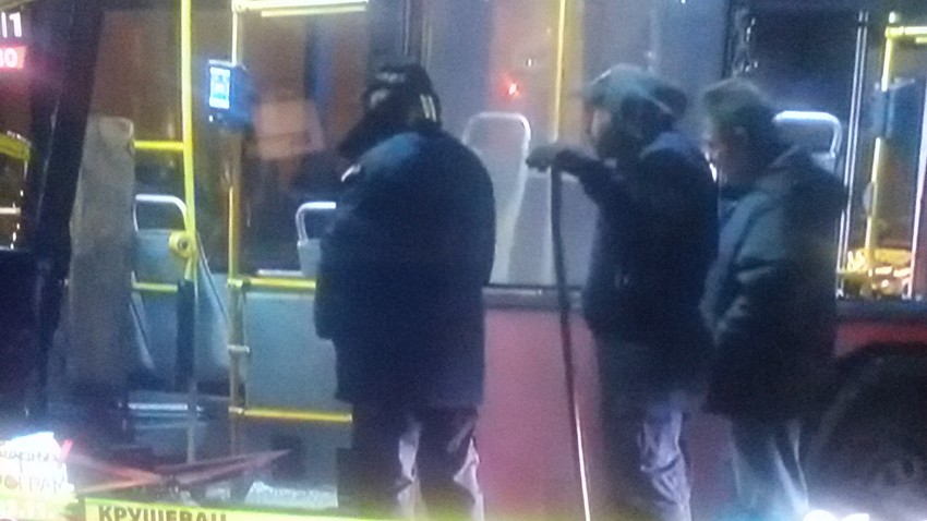 Džip udario u autobus