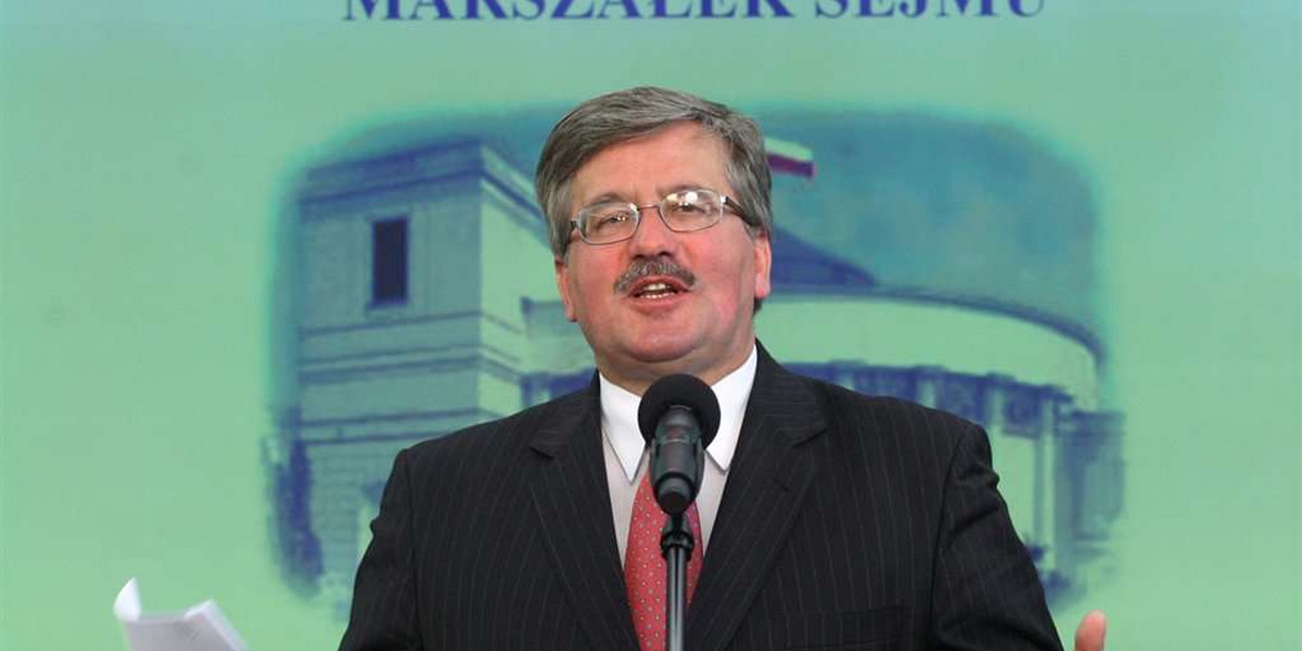 Co Komorowski zrobi z ustawą o IPN?