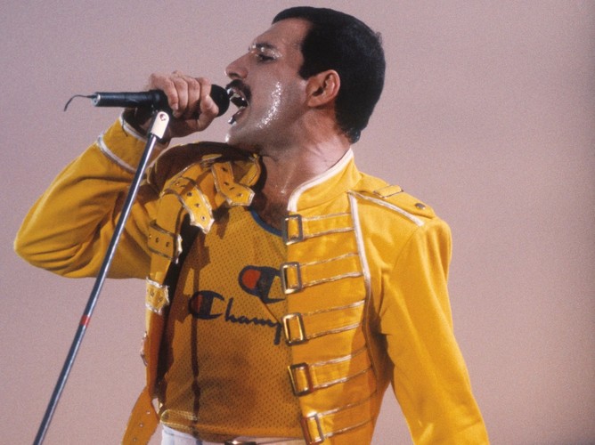 Freddie Mercury (1946 - 1991)