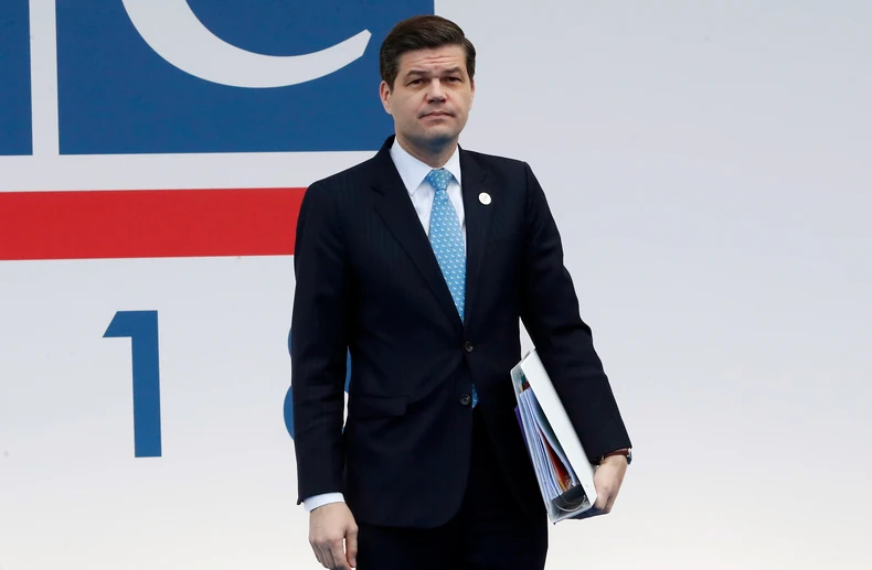 Ves Mičel odlazi sa funkcije
