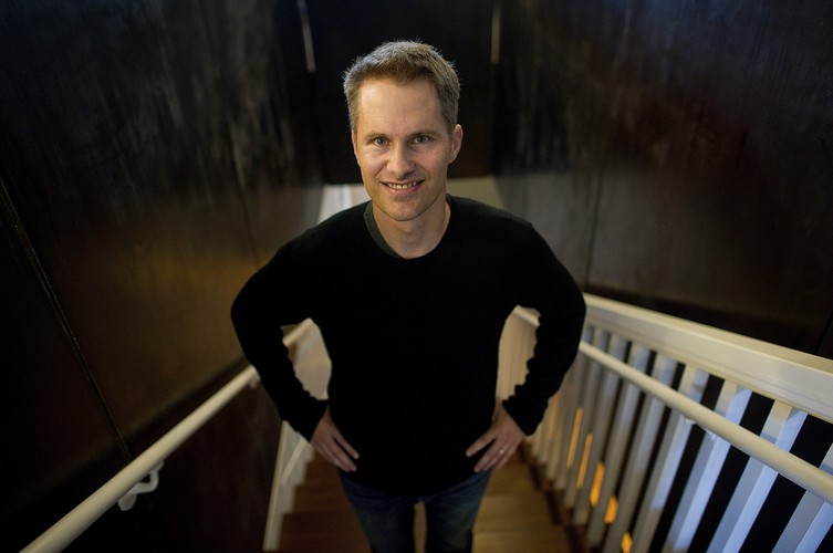 <b>Kevin i Julia Hartz (Eventbrite) </b><br /> Eventbrite to serwis sprzedający bilety na różnego rodzaju wydarzenia kulturalne, szkolenia itp. Nie jest to nowy portal, ale dopiero ostatnio rozwija się w zawrotnym tempie. W zeszłym roku przychody Eventbrite wyniosły 50 mln dolarów i sprzedano 10 mln biletów.