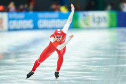 ME w łyżwiarstwie szybkim: Artur Nogal o włos od medalu na dystansie 500 m