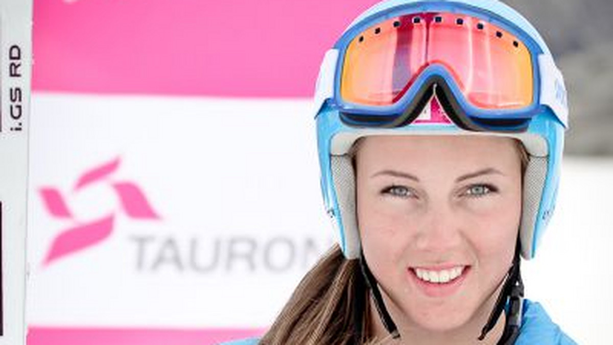 Grupa zawodników i zawodniczek z Polski, biorących udział w zgrupowaniu Tauron Bachleda Ski w Finlandii ma za sobą starty w zawodach FIS rozgrywanych w miejscowości Pyha. Najlepsze wyniki osiągnęła Katarzyna Wąsek, która była trzecia w slalomie, a dzień wcześniej ósma w slalomie gigancie.