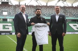 Legia Warszawa zapowiada letnią ofensywę transferową. Wiadomo, kogo kupi