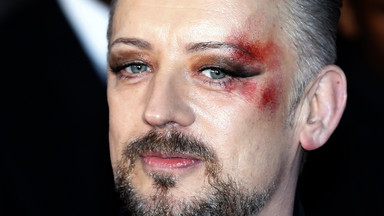 Dziwaczny makijaż Boya George'a na BRIT Awards 2014