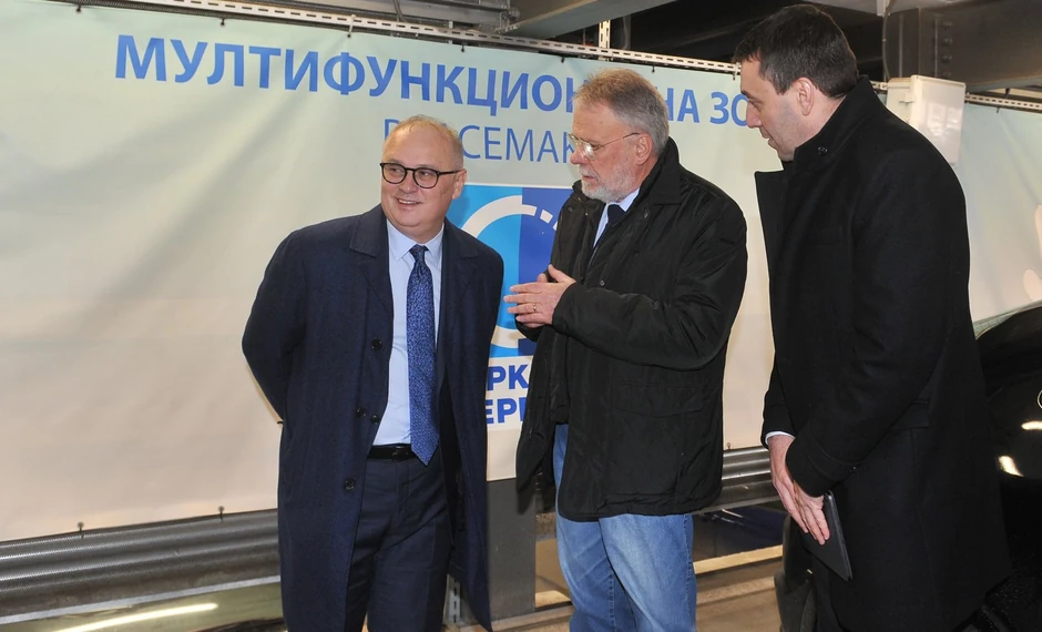 Zamenik Gradonačelnika Goran Vesić najavio besplatno parkiranje vozila u garaži na Zelenom vencu, kako bi se smanjilo korišćenje vozila na dizel