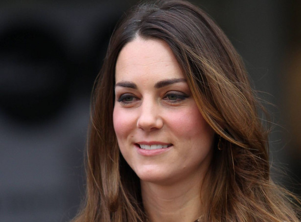 Księżna Kate zwolniła swojego fryzjera, bo pokazał jej siwe włosy