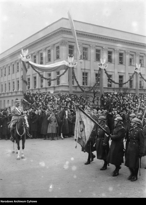 Obchody święta 11 listopada w Warszawie, rok 1927.