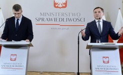 Ochrona przed fake newsami czy bat na dziennikarzy? Kontrowersyjna zmiana w Kodeksie karnym