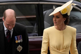 TOPLES FOTKE Kejt Midlton prenerazile planetu, pukla BRUKA kakva se ne pamti: GOLA PRINCEZA osvanula na naslovnoj strani i svi su se hvatali za glavu - dvor ju je ovako SPASAO, mogla da ostane bez titule