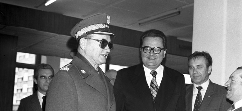 QUIZ. Historia czasów PRL. Powtórka z ważnych wydarzeń. 8/10 to będzie dobry wynik!