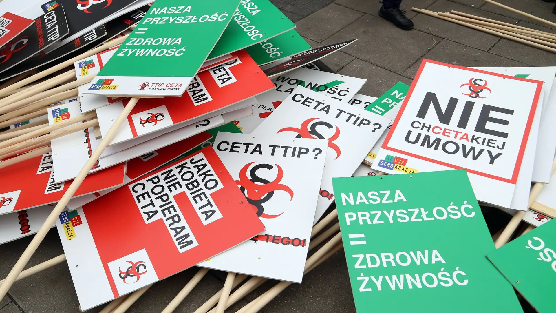 Wszyscy mówią o CETA, ale o co w tym naprawdę chodzi?