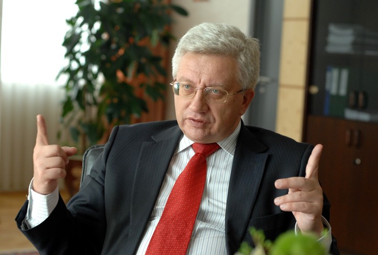 <strong>39. Jerzy Pruski</strong><br /><br />

prezes Bankowego Funduszu Gwarancyjnego<br /><br />

Kieruje BFG, który gwarantuje bezpieczeństwo depozytów klientów polskich banków (a od listopada 2013 r. także spółdzielczych kas oszczędnościowo-kredytowych). <br /><br />