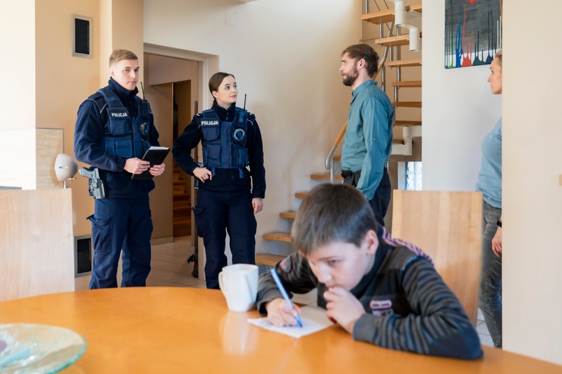 Miłosz Błach i Magdalena Kocoń w serialu "Policjantki i policjanci"