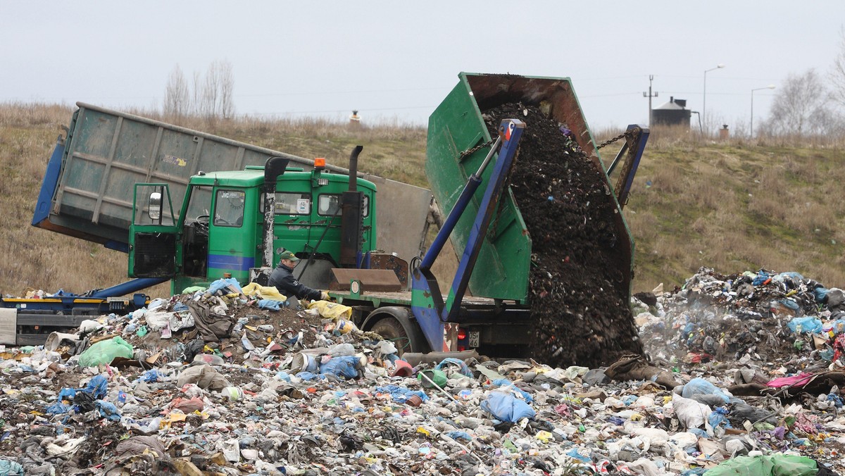 śmieci plastik